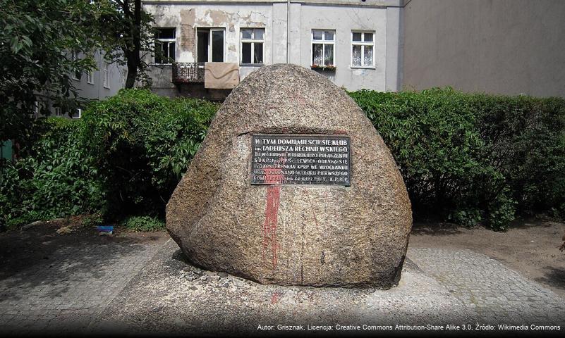 Pomnik upamiętniający powstanie KPRP we Włocławku